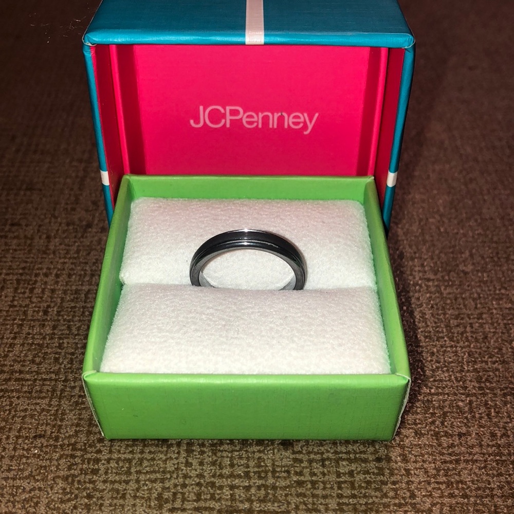 Tungsten ring